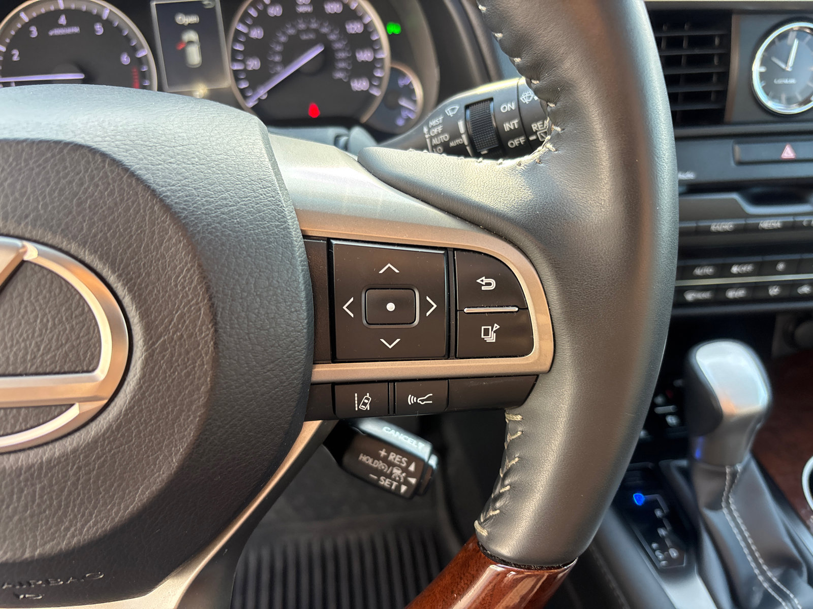 Used 2019 Lexus RX 350 AWD image 18