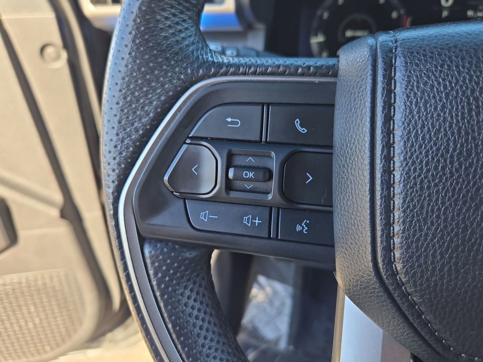 Used 2024 Toyota Tacoma TRD Off-Road image 14