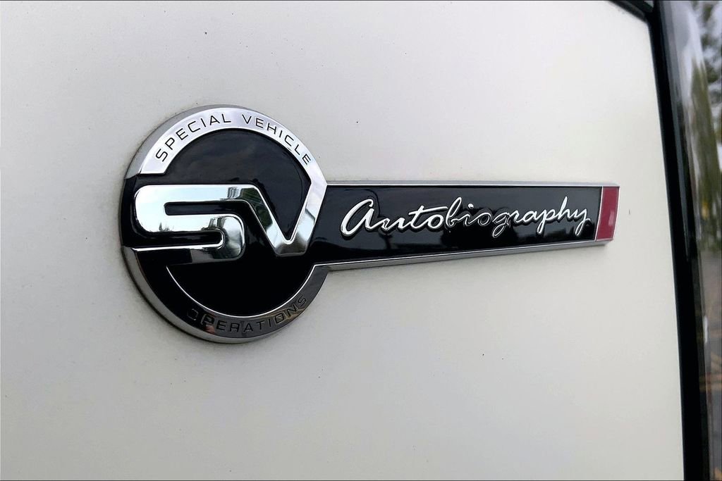 Used 2021 Land Rover Range Rover SV Autobiography Dynamic image 11