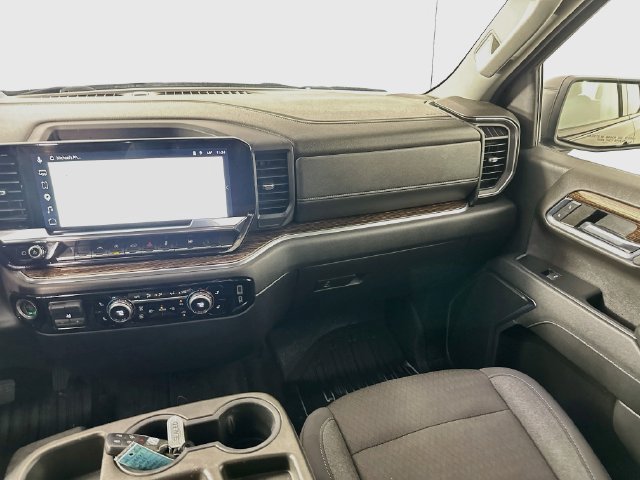 Used 2023 GMC Sierra 1500 Elevation w/ LPO, Elevation Black Package AWD/4WD image 26