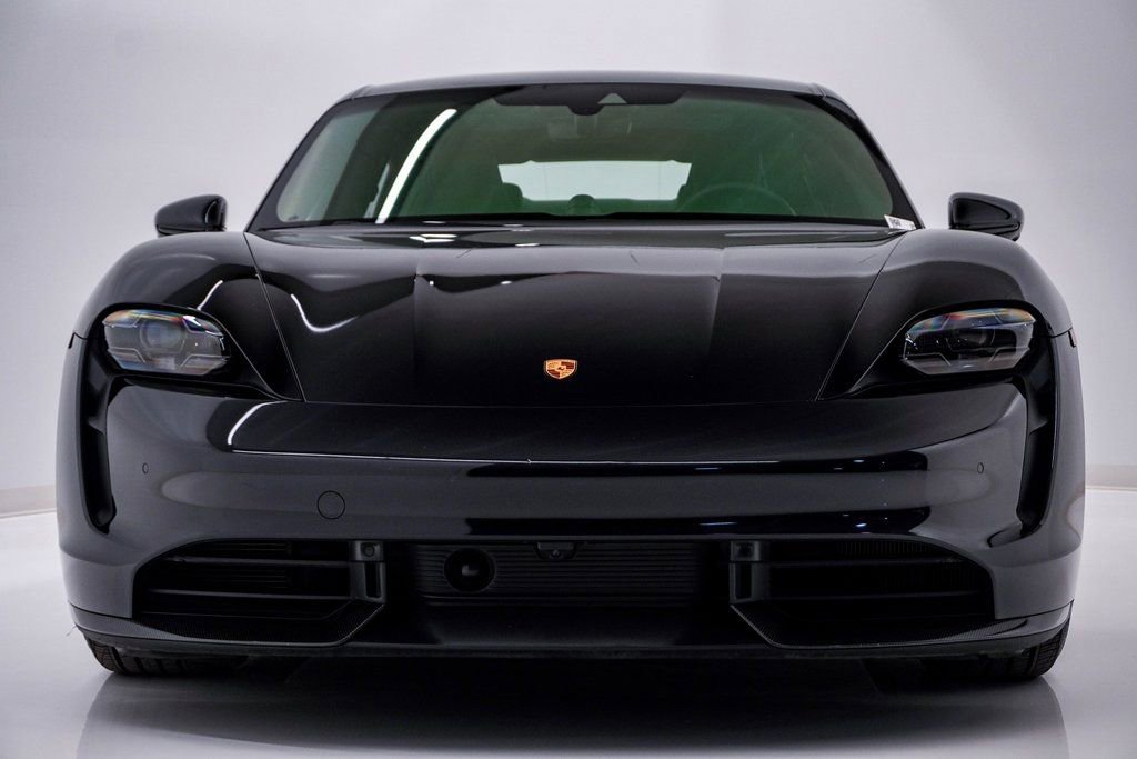 Used 2020 Porsche Taycan Turbo S image 6