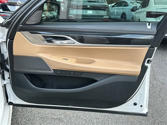 Used 2019 BMW 750i xDrive w/ Executive Package image 14
