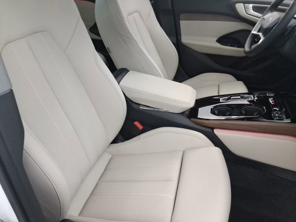 New 2025 Audi A5 2.0T Prestige image 16