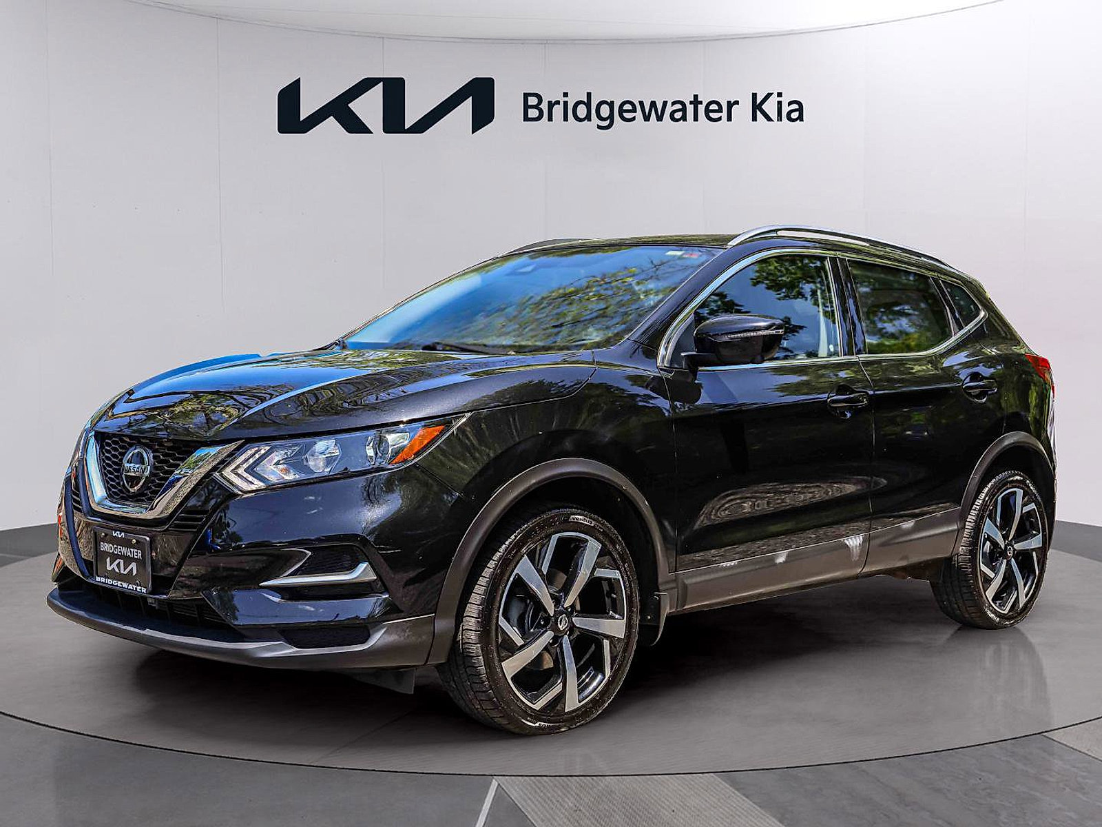 Used 2020 Nissan Rogue Sport SL AWD/4WD image 3