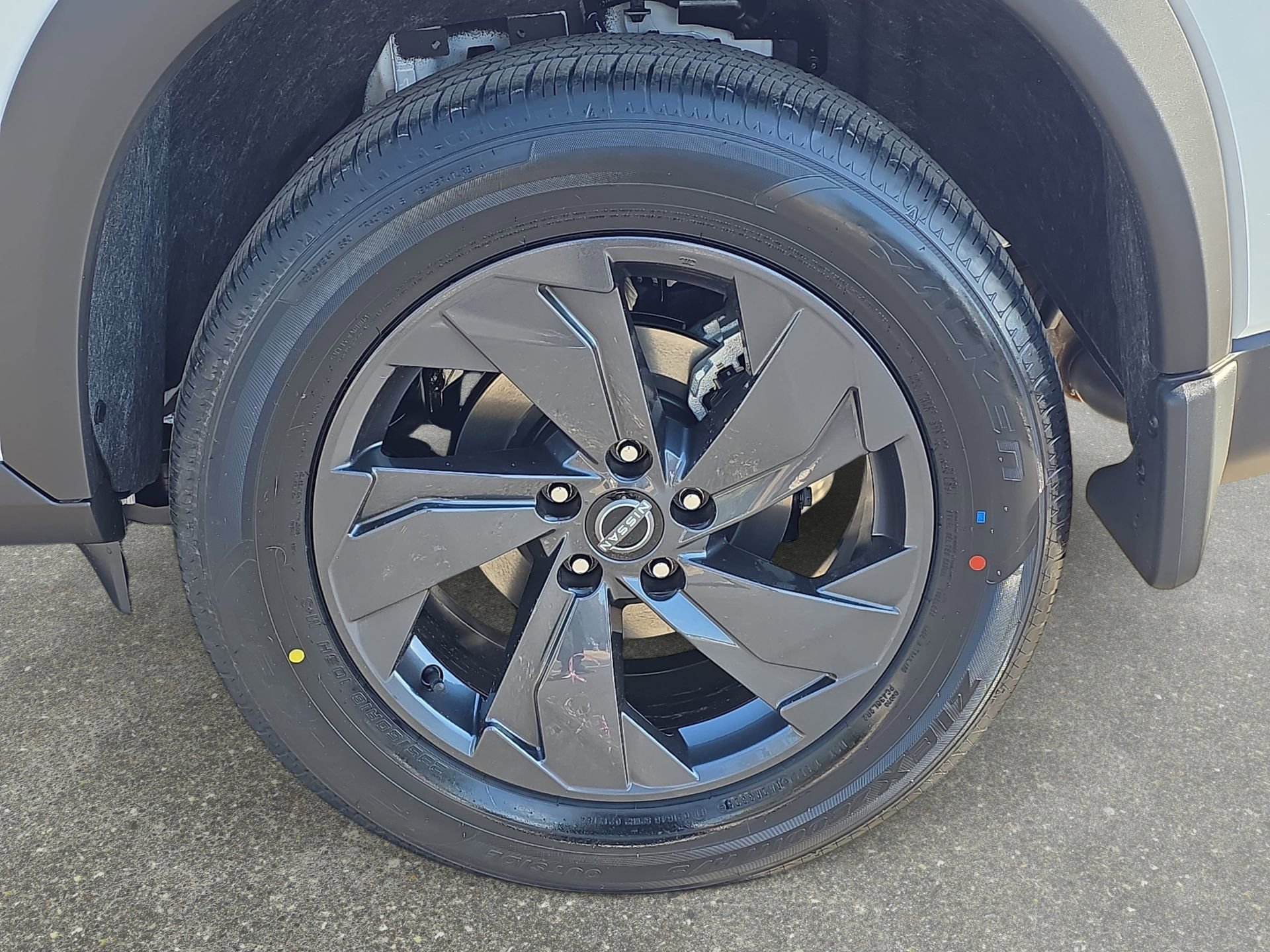 New 2026 Nissan Rogue SV w/ Cold Weather Package FWD image 30