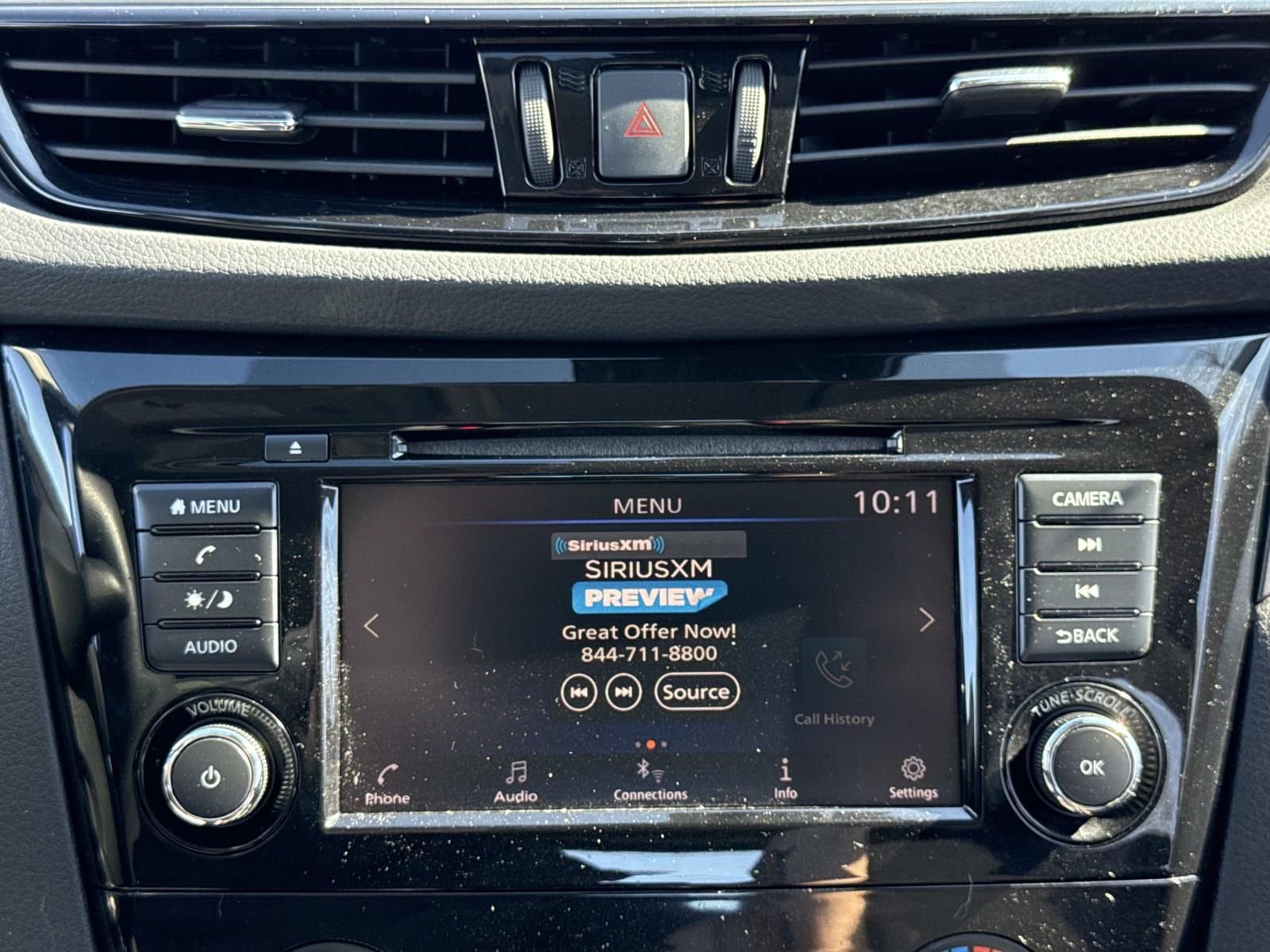 Used 2022 Nissan Rogue Sport S image 10