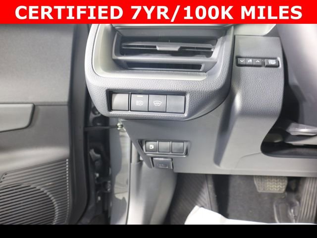 Used 2023 Toyota Prius LE image 18