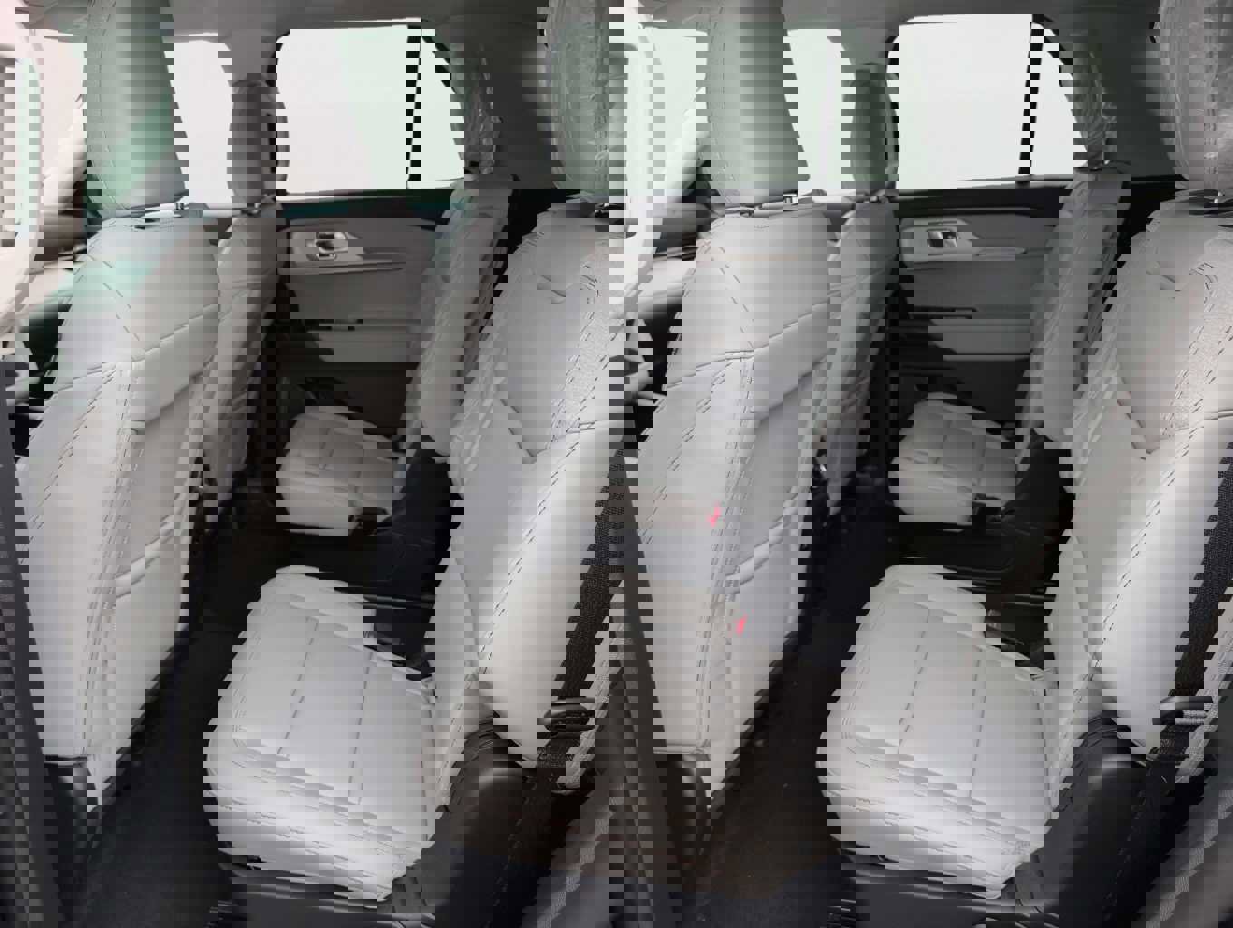 New 2026 Ford Explorer Active w/ Active Comfort Package image 10