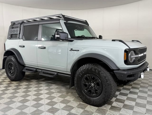 Used 2023 Ford Bronco Wildtrak AWD/4WD image 11