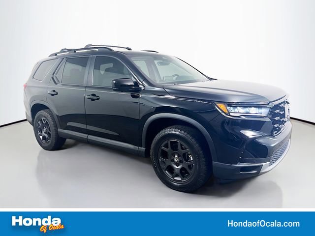 Used 2025 Honda Pilot TrailSport