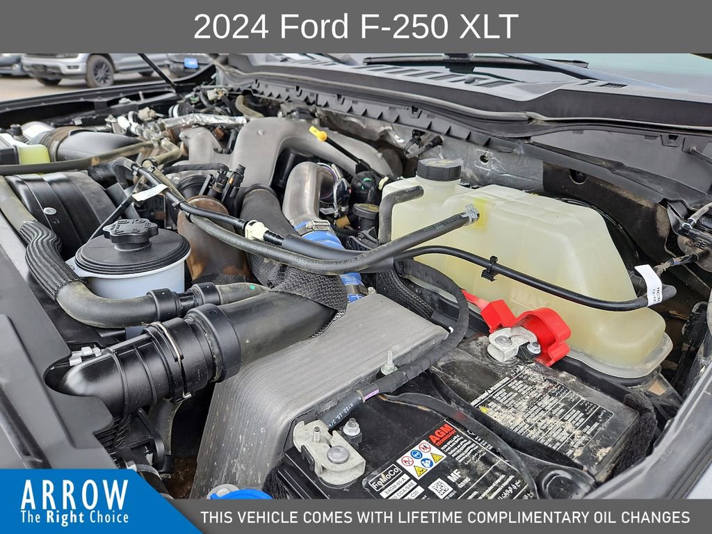 Used 2024 Ford F250 XLT AWD/4WD image 15