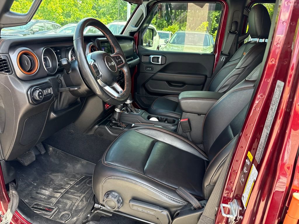 Used 2021 Jeep Gladiator Mojave w/ Cold Weather Group AWD/4WD image 38