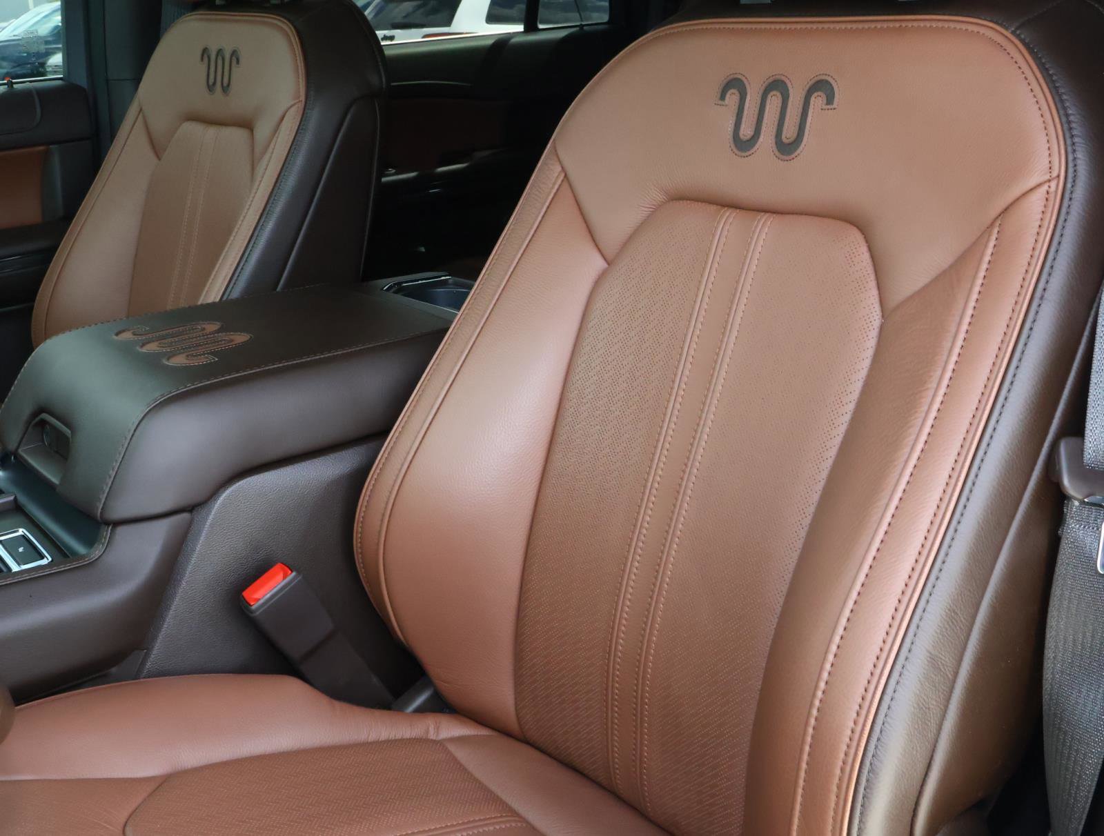 Used 2024 Ford Expedition King Ranch image 17