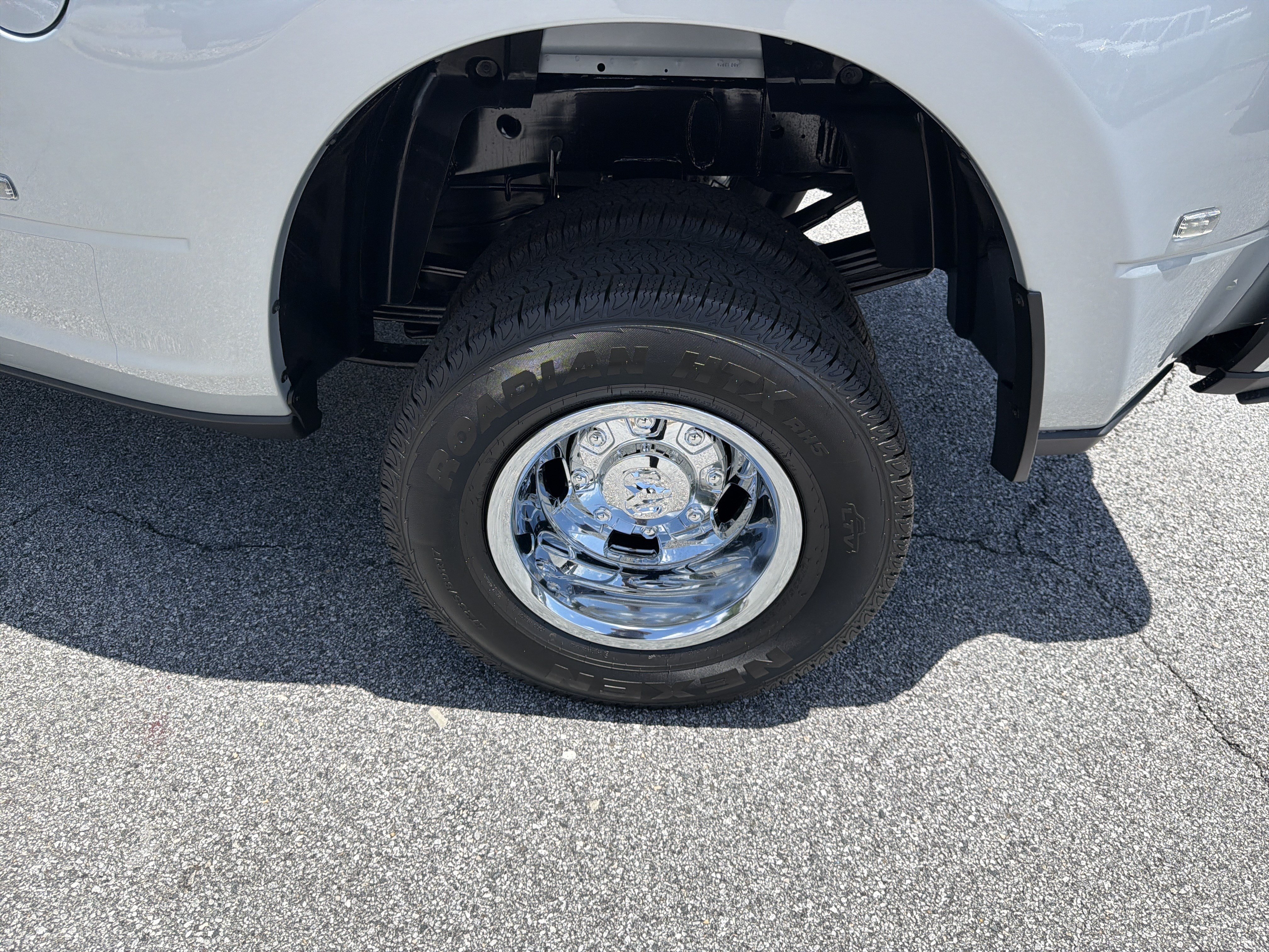 New 2026 RAM 3500 Big Horn AWD/4WD image 23