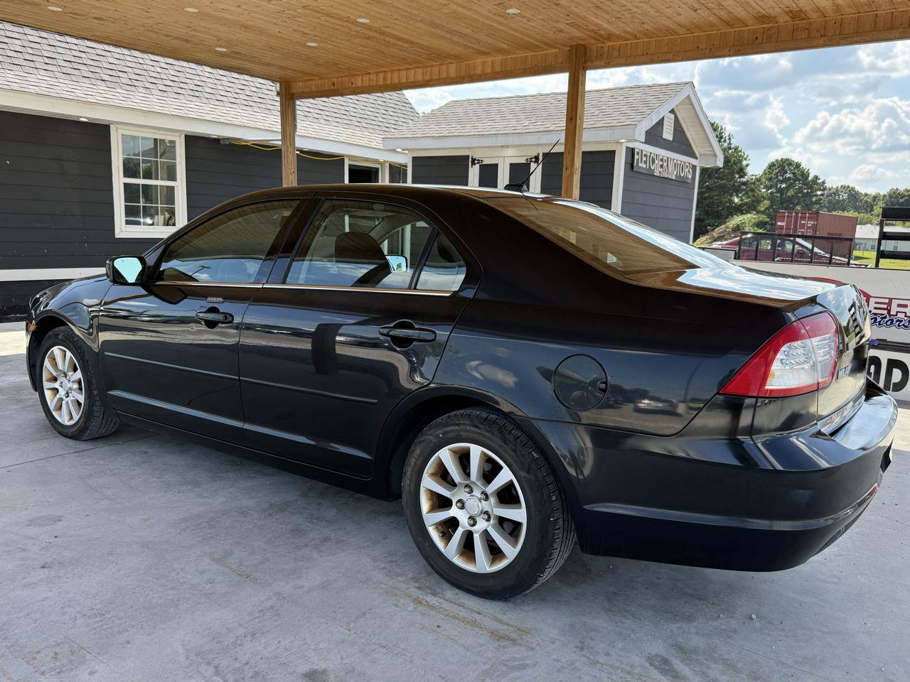 Used 2009 Mercury Milan FWD image 8