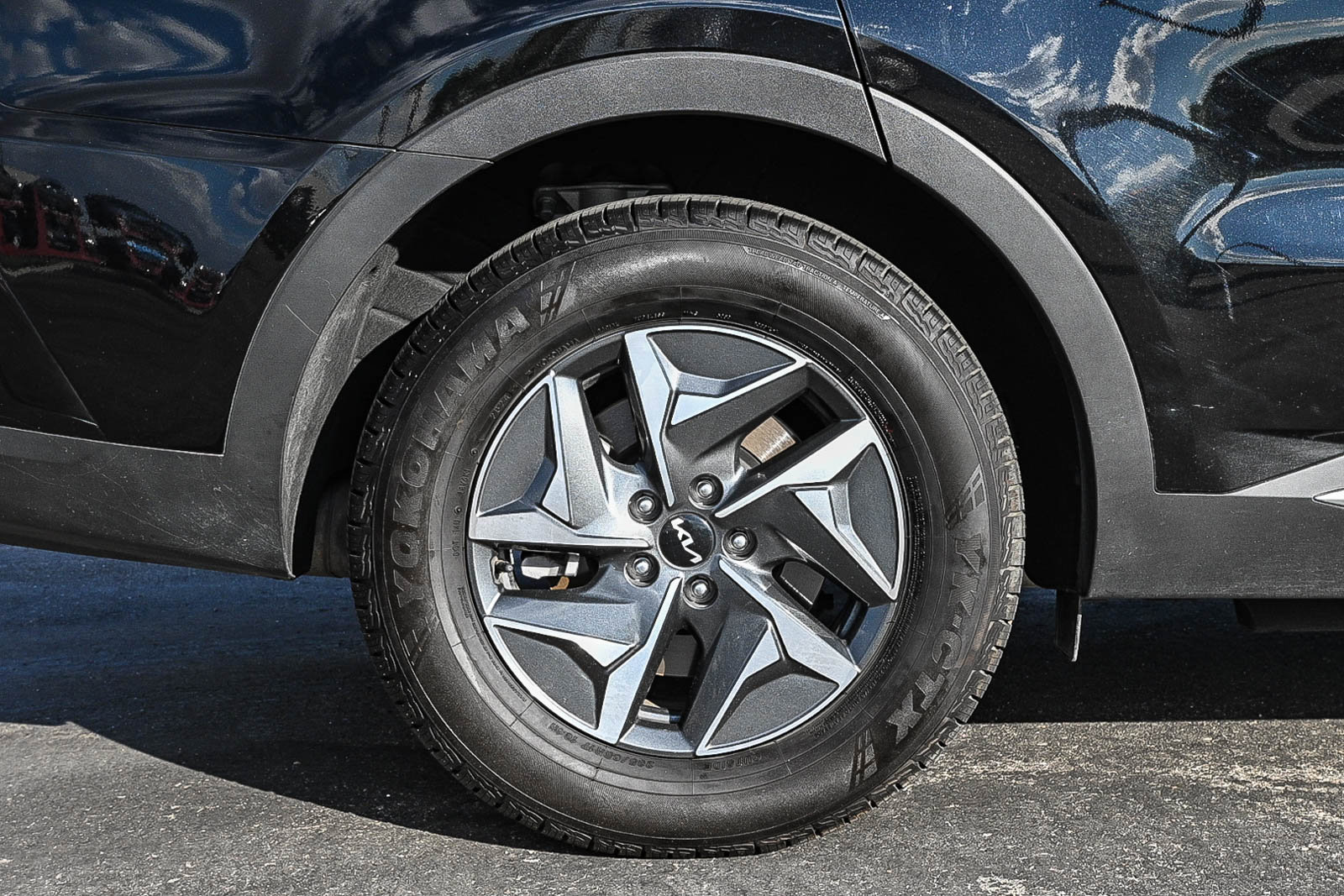 Used 2023 Kia Sorento EX w/ Panoramic Sunroof Package image 11