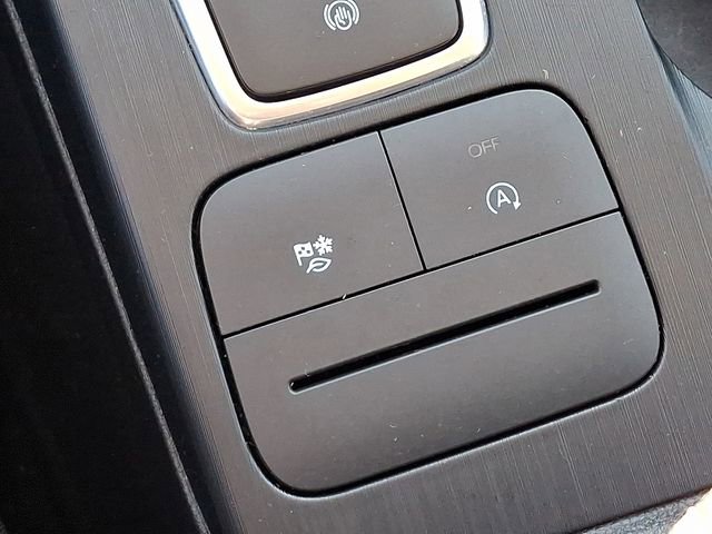 Used 2022 Ford Escape SE w/ Convenience Package image 26