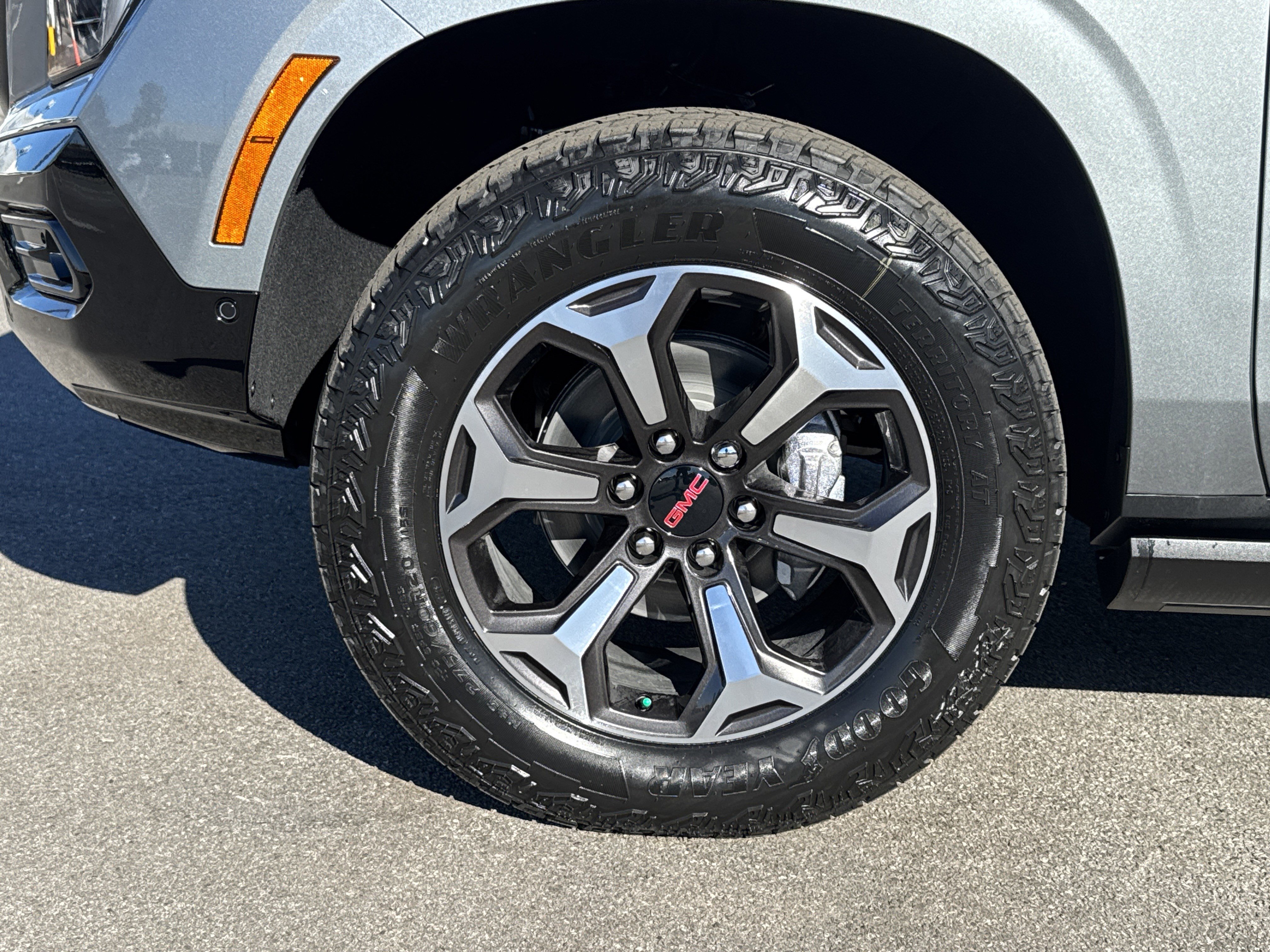 New 2026 GMC Yukon AT4 Ultimate image 13