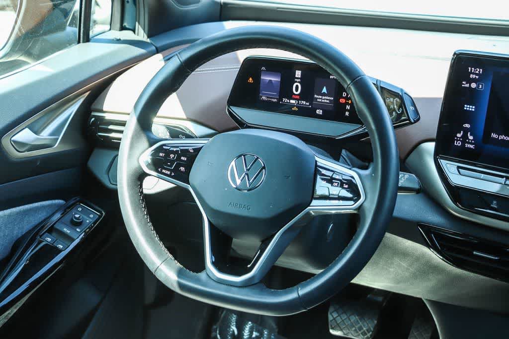 Used 2023 Volkswagen ID.4 Pro RWD image 17