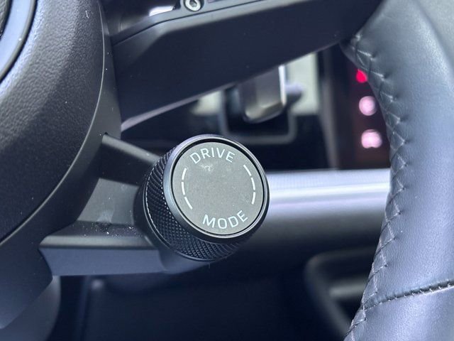 Certified 2025 Porsche Cayenne image 17