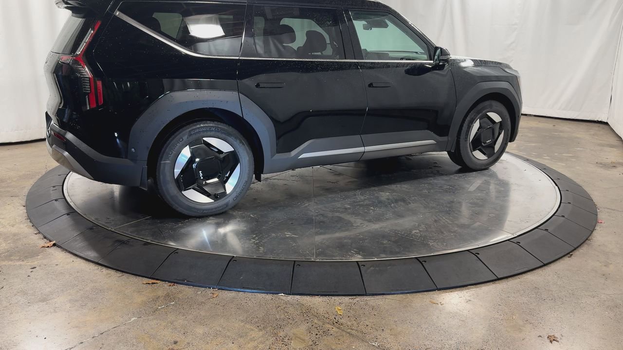 New 2026 Kia EV9 Wind image 9