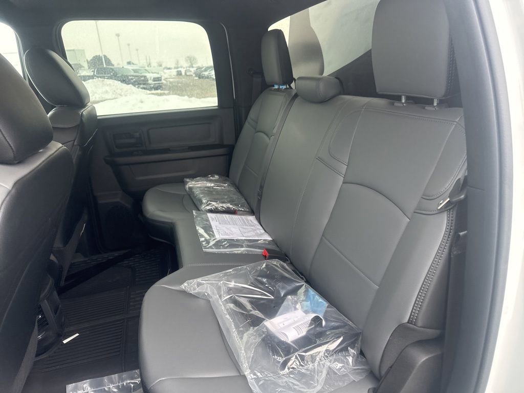 New 2024 RAM 5500 Tradesman AWD/4WD image 27
