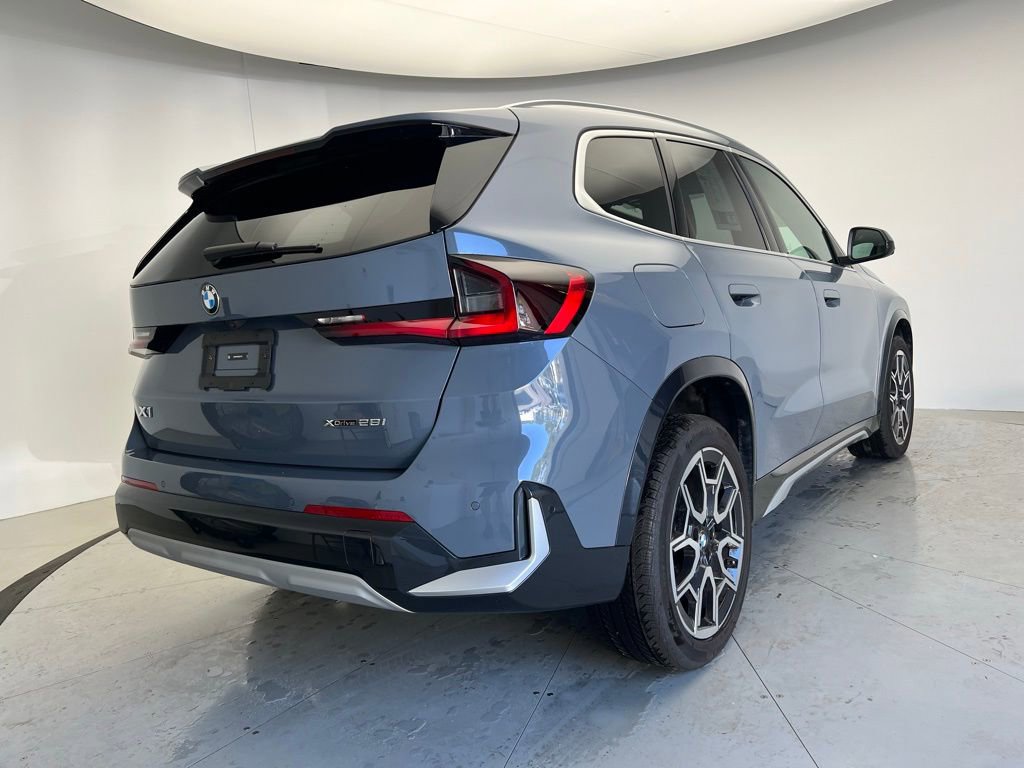 Certified 2025 BMW X1 xDrive28i image 3