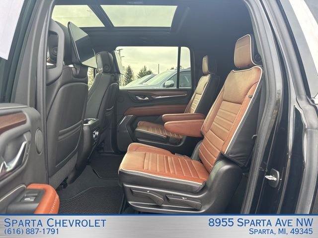 Used 2023 GMC Yukon XL Denali Ultimate image 29