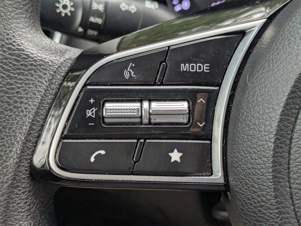 Used 2023 Kia Forte LXS w/ LXS Technology Package image 22