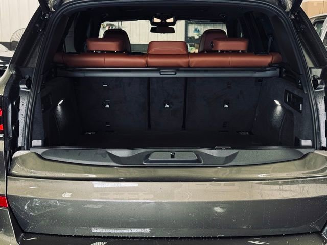 New 2026 BMW X5 xDrive40i w/ M Sport Package image 12