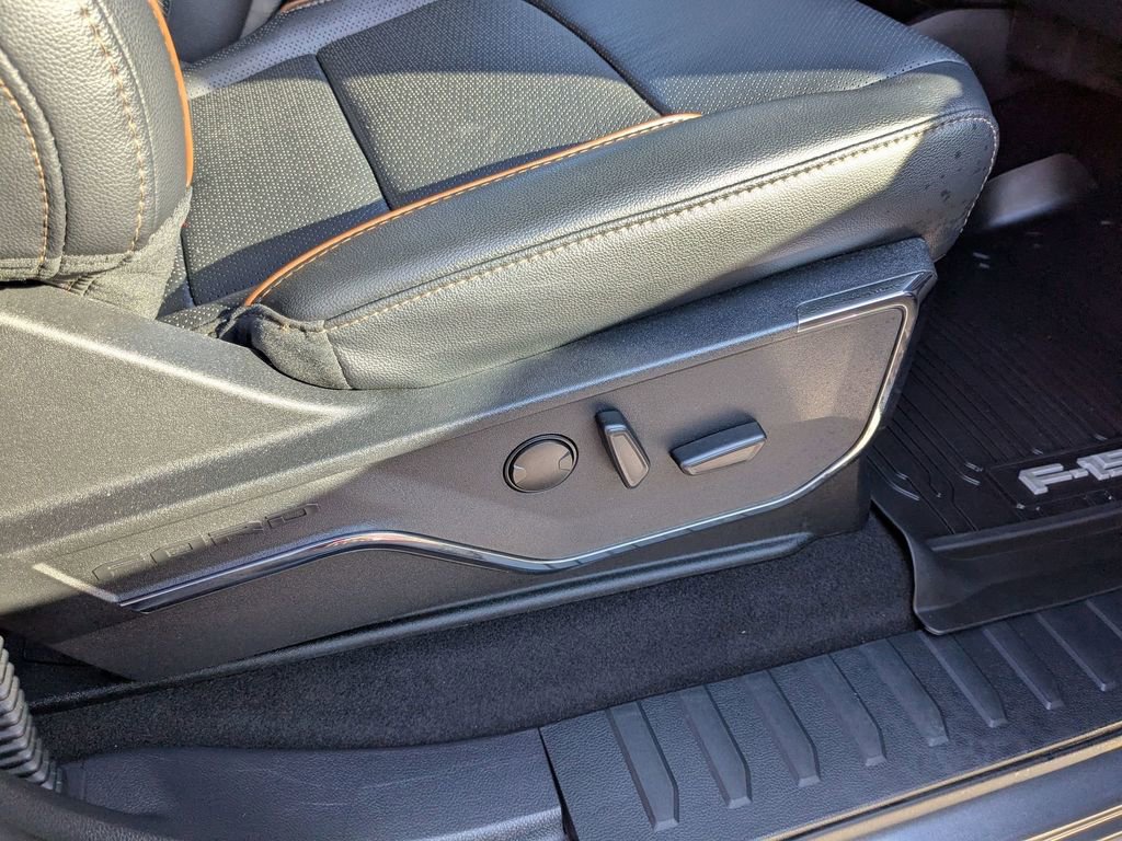 Used 2024 Ford F150 Lariat w/ FX4 Off-Road Package image 30