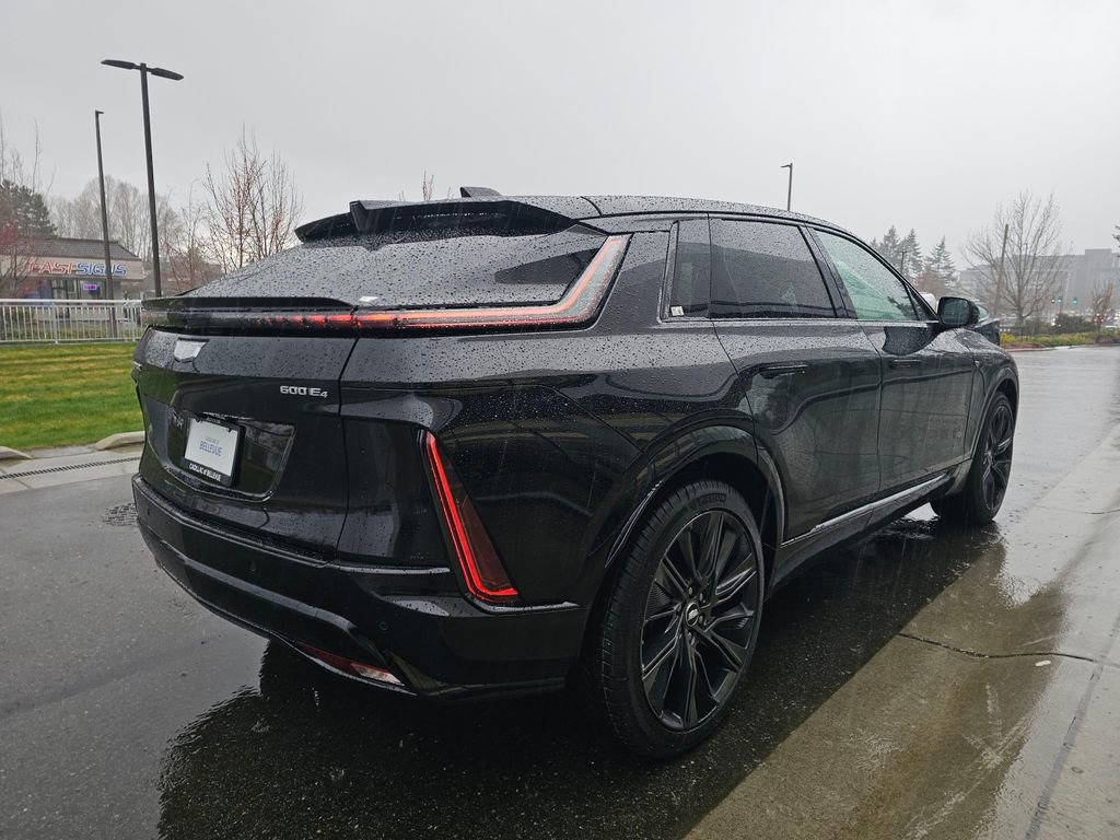 New 2026 Cadillac Lyriq Signature Sport w/ Nappa Leather Package image 7