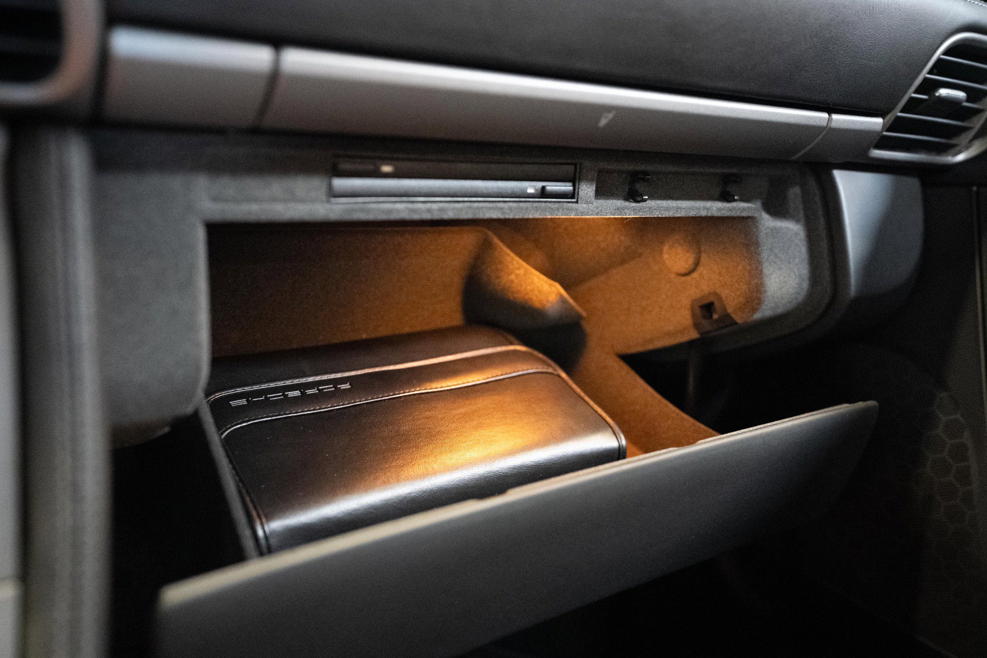 Used 2007 Porsche 911 GT3 RS RWD image 75