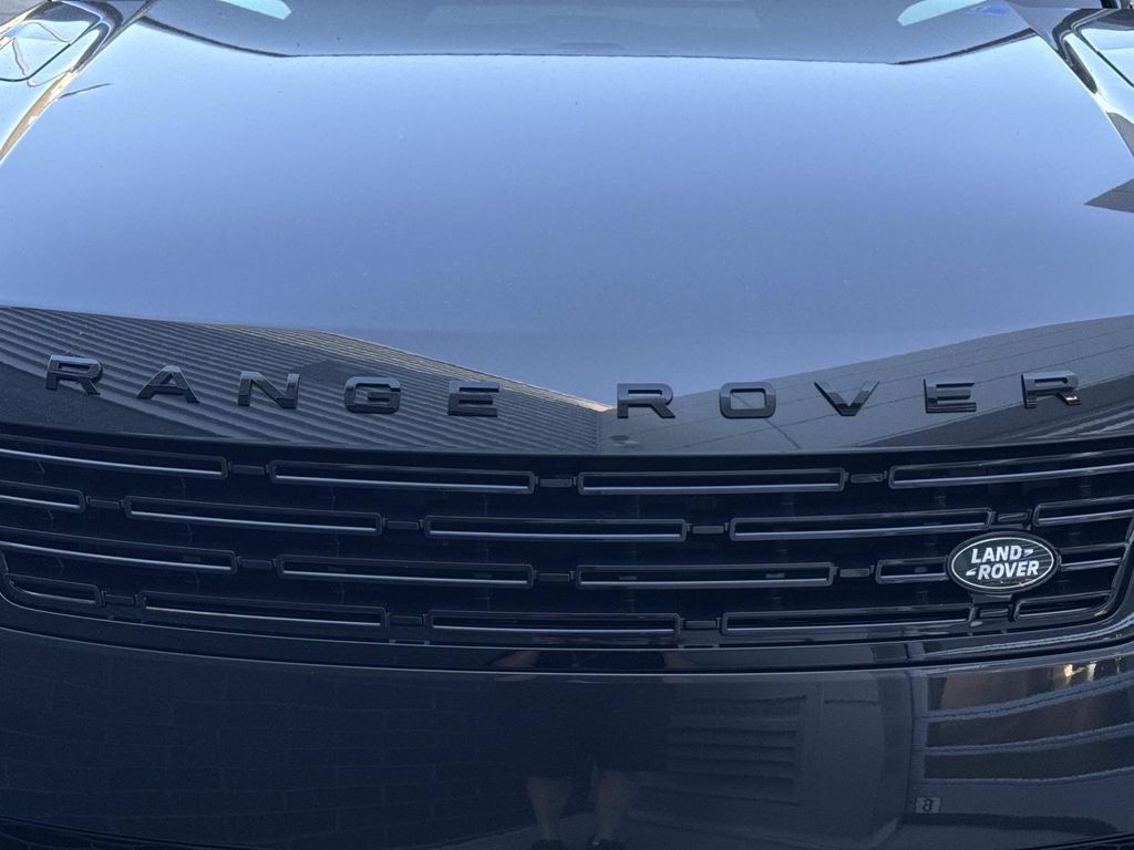 New 2026 Land Rover Range Rover Sport Dynamic SE AWD/4WD image 11