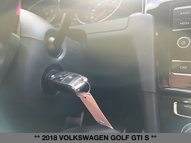 Used 2018 Volkswagen GTI S FWD image 32