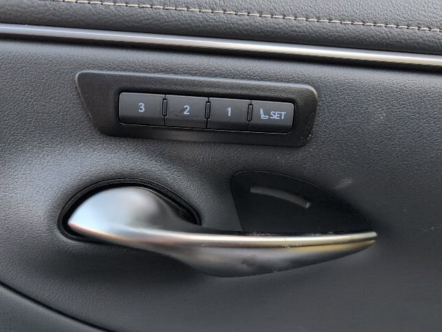 New 2025 Lexus ES 350 w/ Premium Package image 13