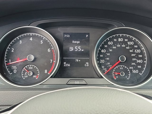 Used 2021 Volkswagen Golf 4-Door image 25