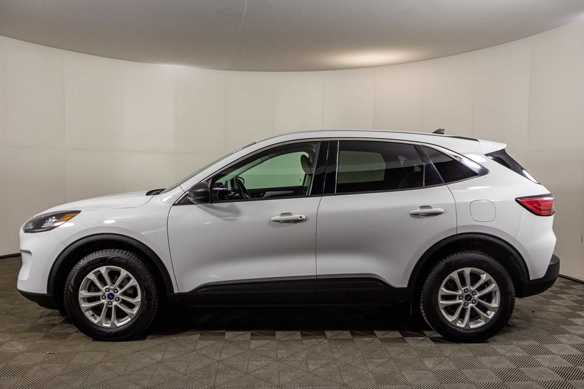 Used 2022 Ford Escape SE w/ Convenience Package image 20