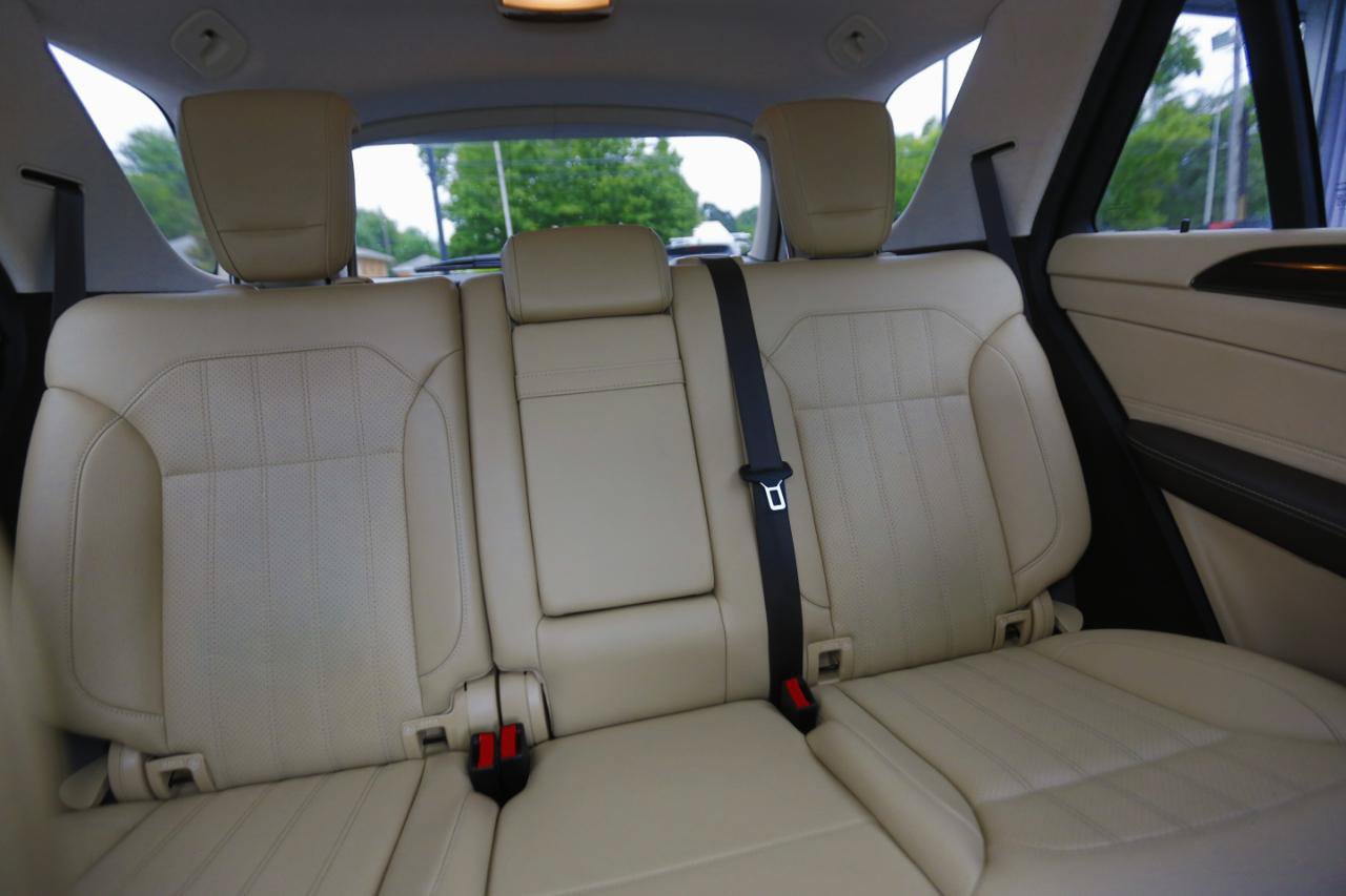 Used 2019 Mercedes-Benz GLE 400 4MATIC w/ Premium 1 Package image 14