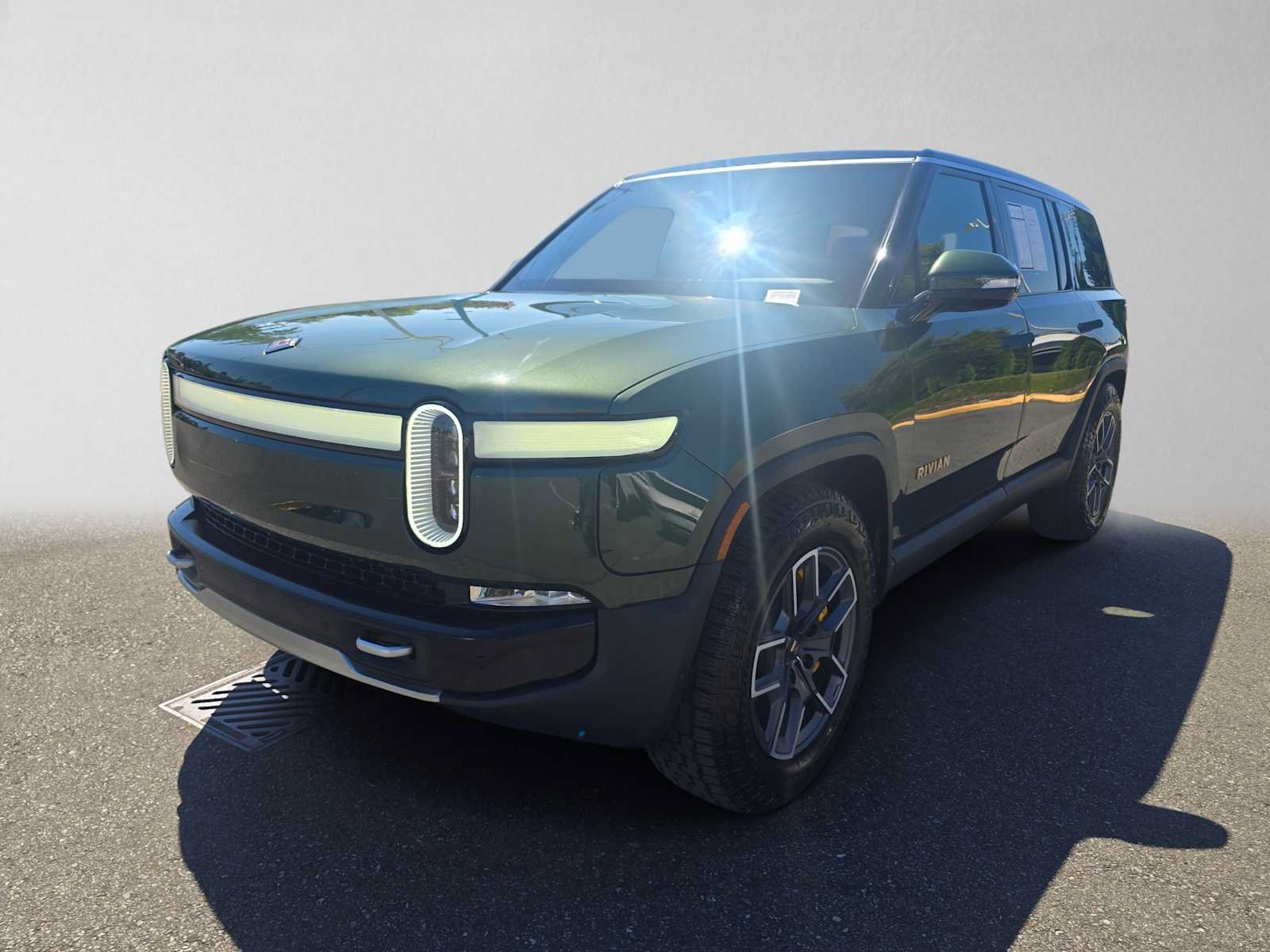 Used 2024 Rivian R1S Adventure Quad AWD/4WD image 7