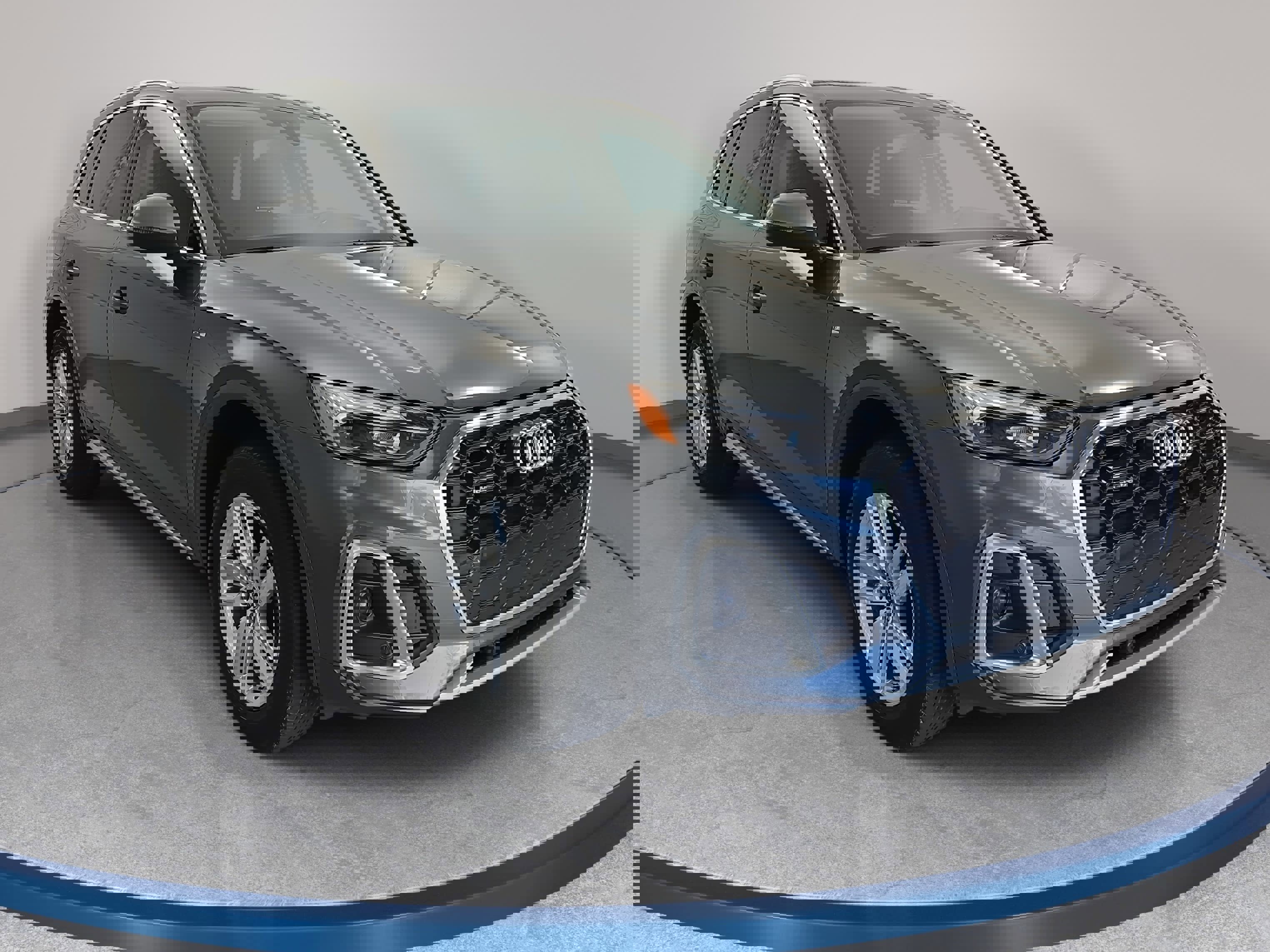 Used 2023 Audi Q5 2.0T Premium w/ Convenience Package image 3