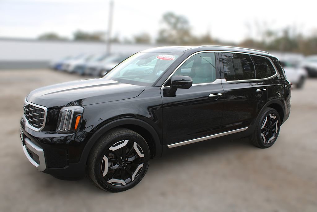 Used 2023 Kia Telluride S w/ S Sunroof Package image 15