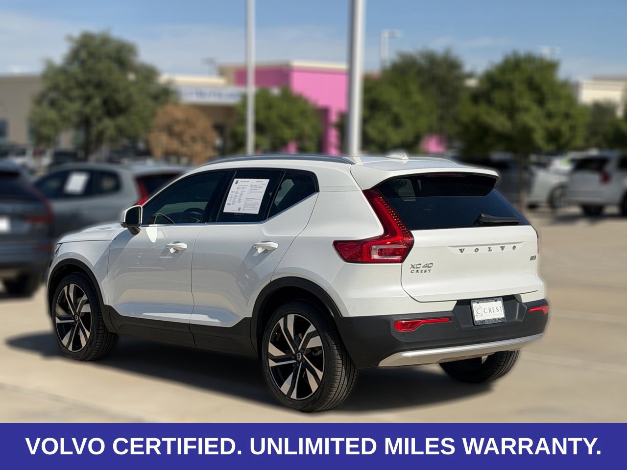 Certified 2024 Volvo XC40 B5 Ultimate w/ Protection Package Premier AWD/4WD image 11