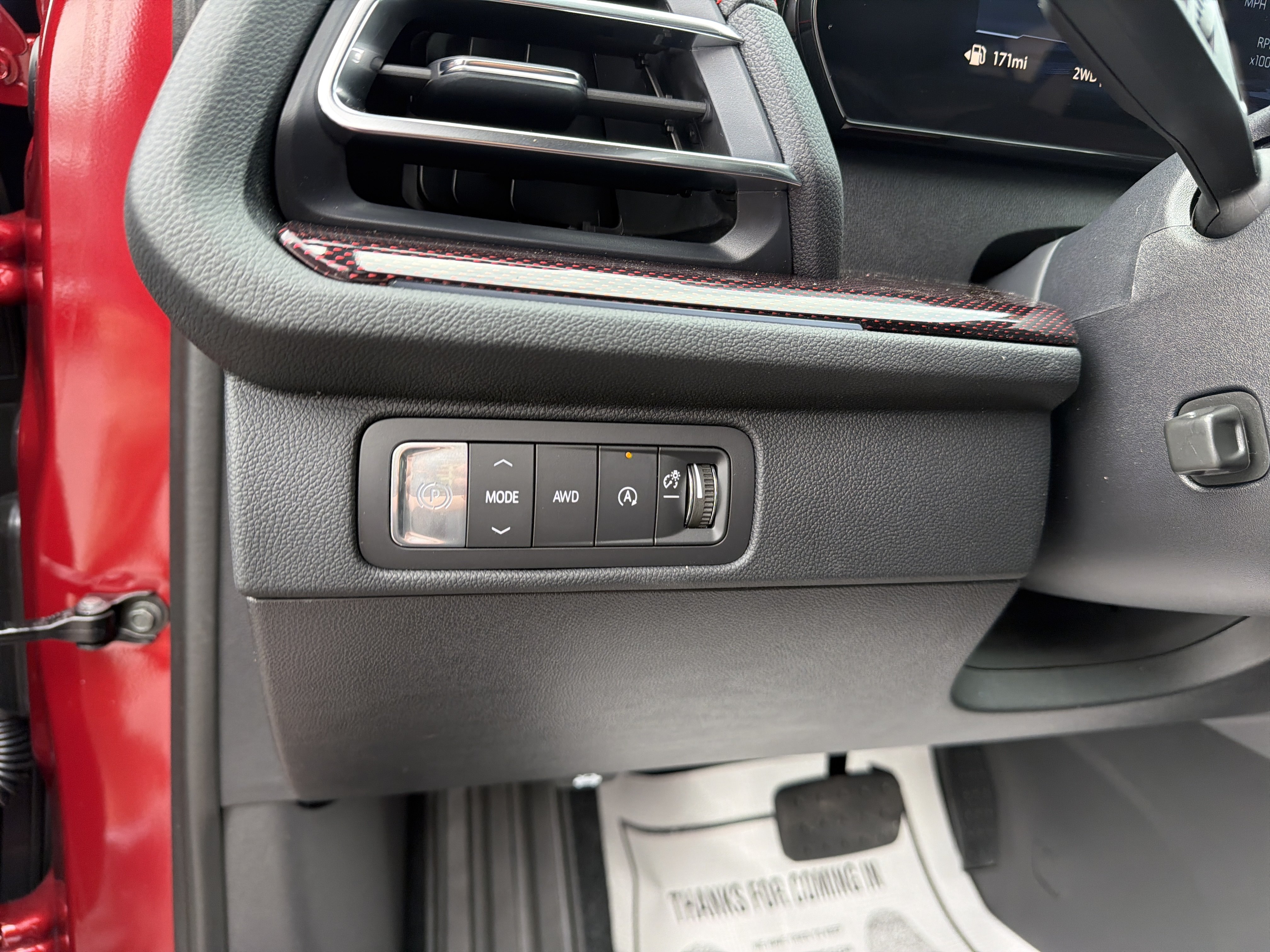 New 2026 Chevrolet Traverse RS AWD/4WD image 17