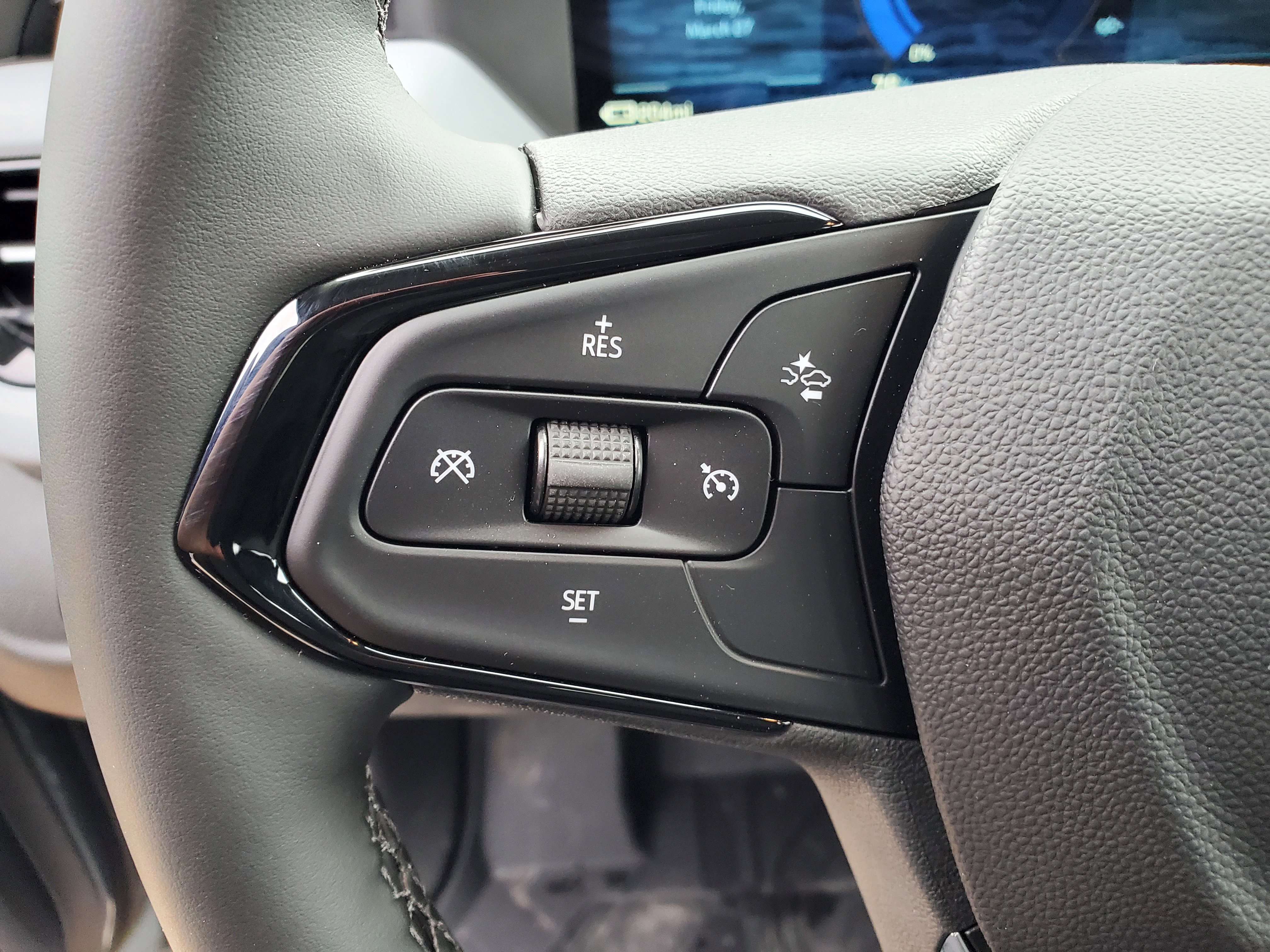 New 2027 Chevrolet Bolt RS w/ LPO, All-Weather Package FWD image 13