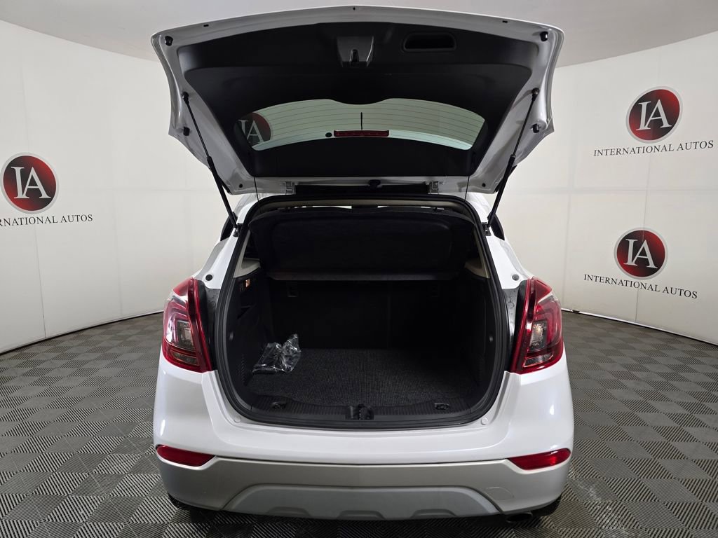 Used 2020 Buick Encore Preferred w/ Safety Package image 9