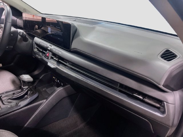 Used 2025 Kia K4 EX FWD image 27