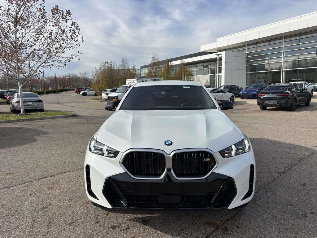 New 2026 BMW X6 M60i image 2