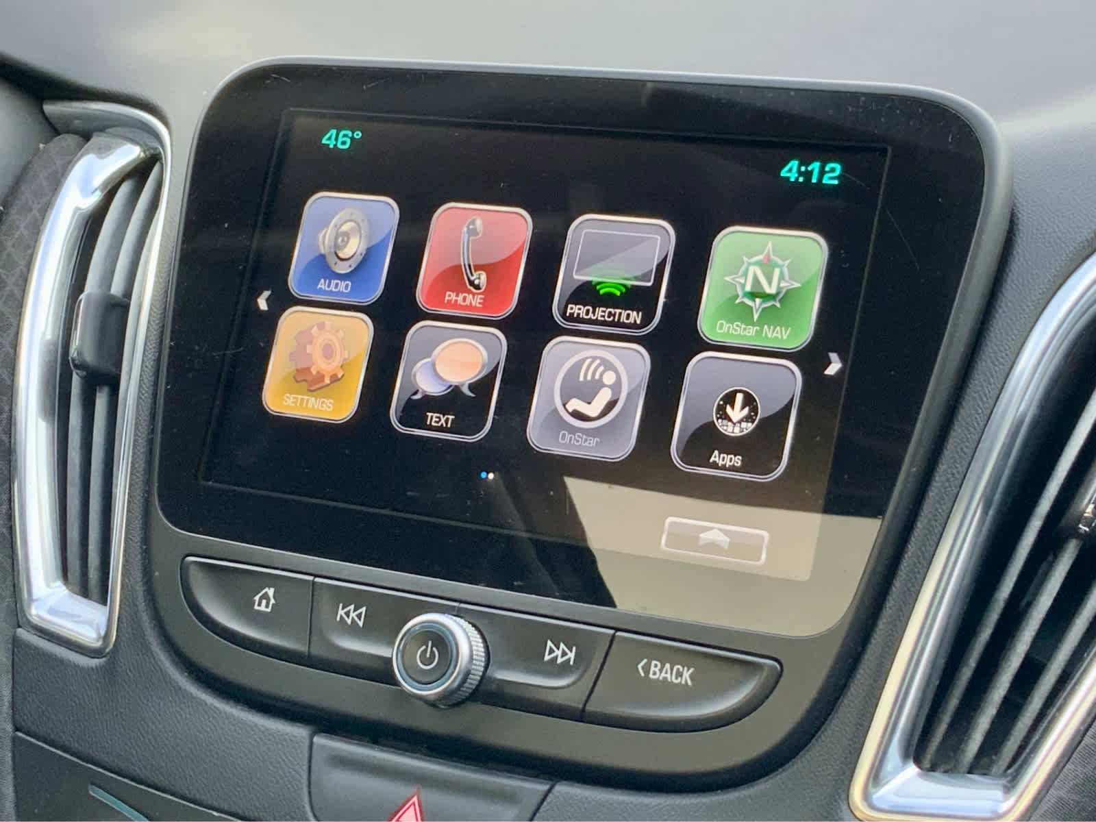 Used 2018 Chevrolet Malibu LT image 43