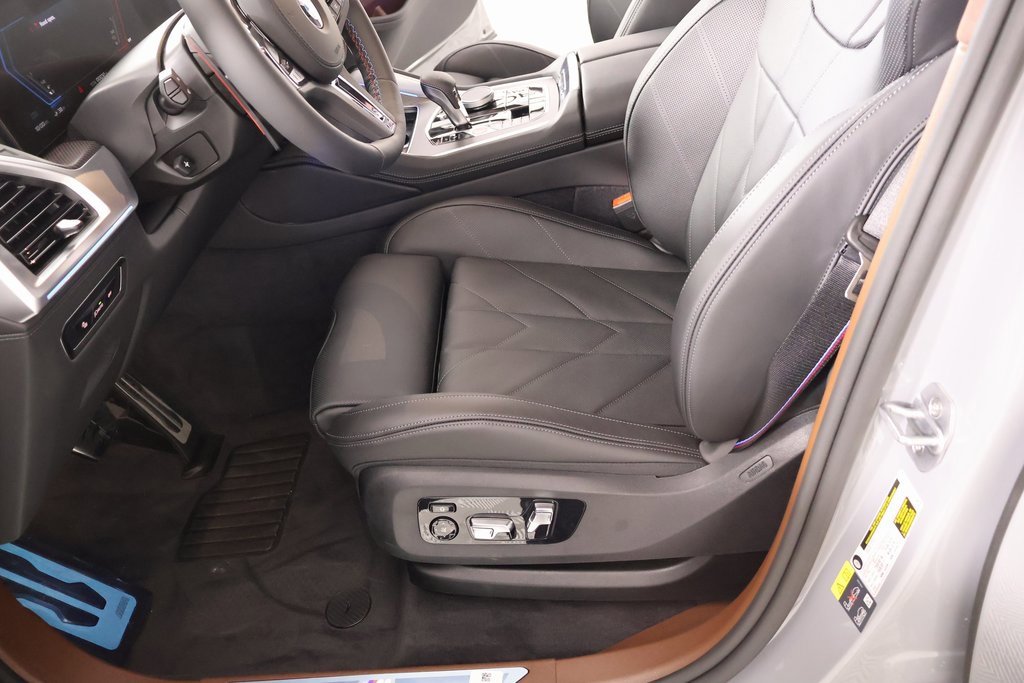 New 2026 BMW XM Label Red image 12